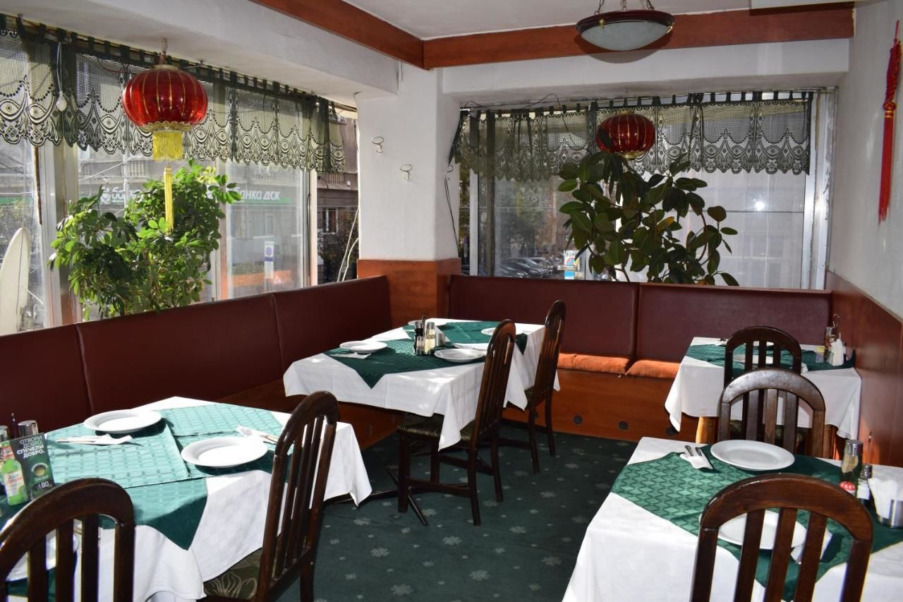 Отель Slavyanska Beseda Hotel София-7