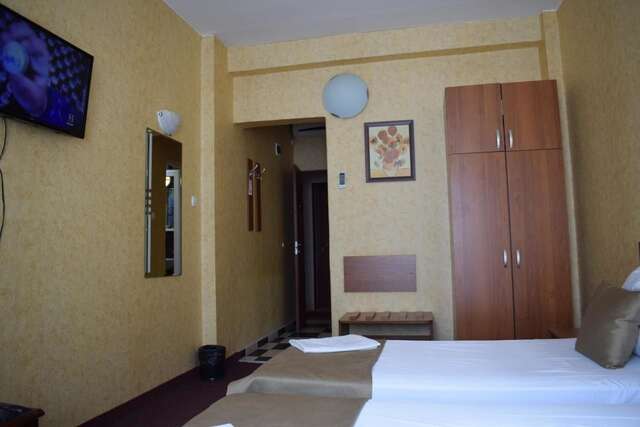Отель Slavyanska Beseda Hotel София-33