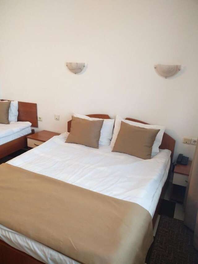 Отель Slavyanska Beseda Hotel София-10