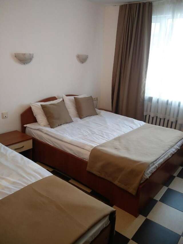 Отель Slavyanska Beseda Hotel София-11